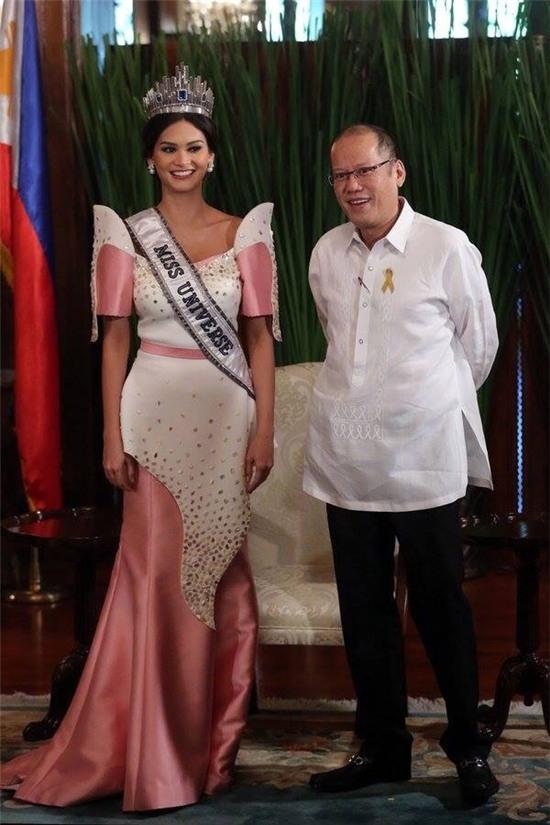 Đương kim Hoa hậu Hoàn vũ diện kiến Tổng thống Philippines