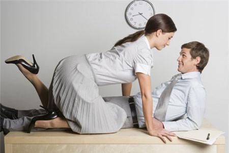 tâm sự, ngoại tình, công sở, đồng nghiệp, tình cảm, kết cục, hậu quả