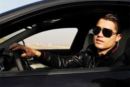 c-ronaldo-danh-vong-bat-chap-nguy-hiem