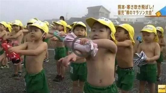 học sinh trời rét, học sinh Nhật Bản, nghỉ học