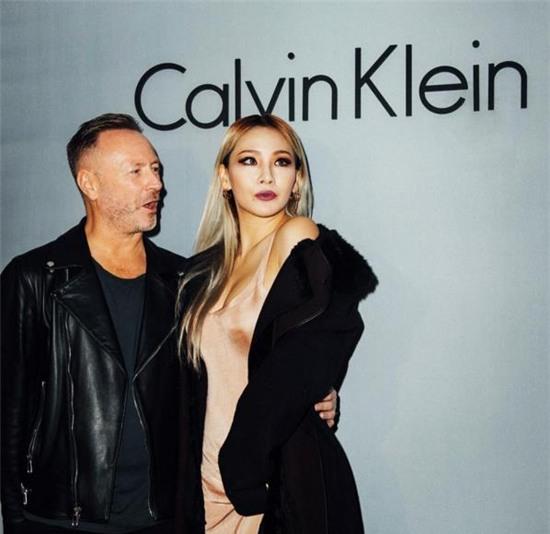 CL (2NE1) gây tranh cãi khi tích cực khoe thân, lộ ảnh thác loạn trên mạng - Ảnh 7.