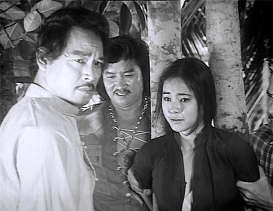 Trần Quang trong Đằng sau một số phận.