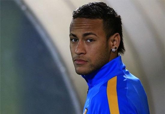 Real, Atletico thoát án phạt cấm chuyển nhượng