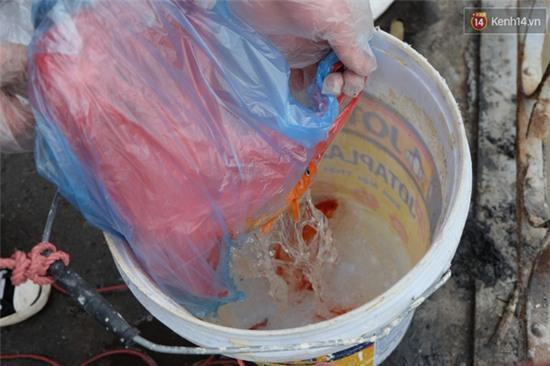 Sông hồ Hà Nội sạch bóng túi rác thải ngày tiễn ông Táo lên trời - Ảnh 6.