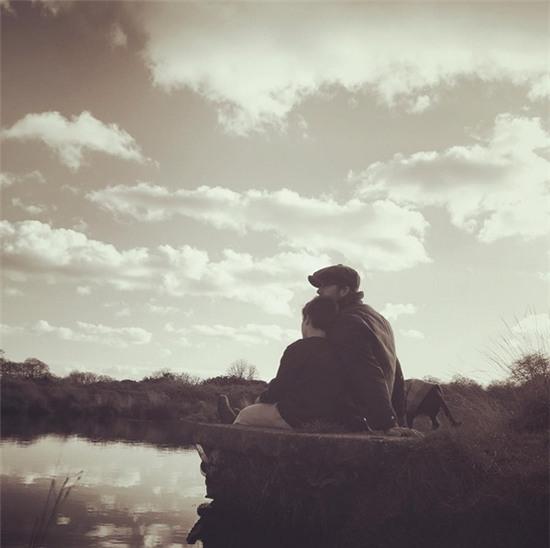 tieu-thu-harper-tung-tang-ben-bo-va-anh-trai-11