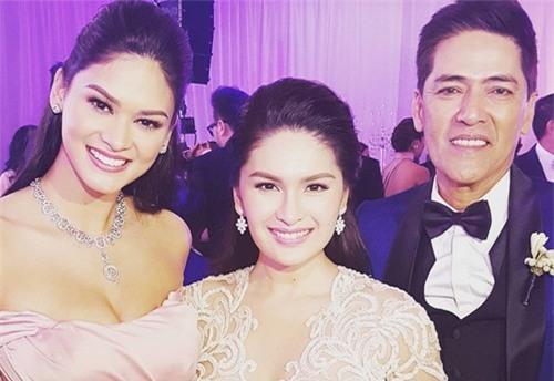 Hoa hậu Hoàn vũ 2015 háo hức làm phù dâu cho bạn thân