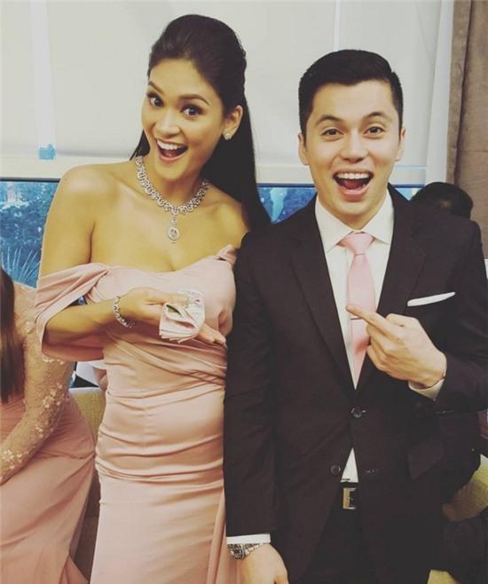 Hoa hậu Hoàn vũ 2015 háo hức làm phù dâu cho bạn thân