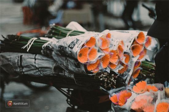 Những loài hoa cắm Tết của một Hà Nội xưa cũ, bạn có nhớ tên? - Ảnh 11.
