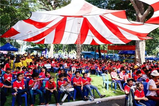 Rộn ràng khai mạc hội hoa xuân Tao Đàn