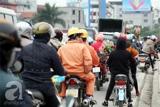 chợ hoa quảng bá