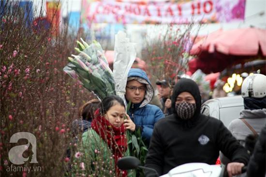 chợ hoa quảng bá