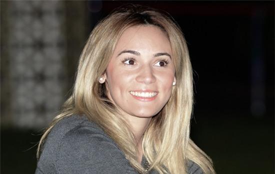 Người tình của Maradona là một cầu thủ trẻ