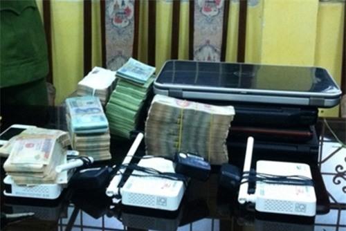 Bố vợ, con rể 'cầm' đường dây cờ bạc trăm tỷ