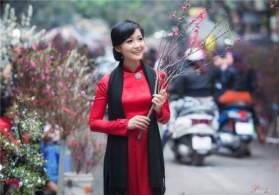 Mùng 1 Tết mặc gì để cả năm may mắn