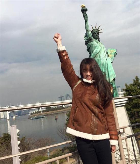 Hoa khôi wushu Thúy Vi tinh nghịch du xuân Nhật Bản