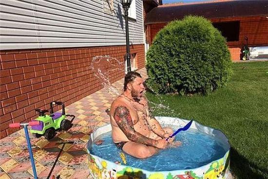 Năm Thân đến rồi, cười chào con Khỉ - 4