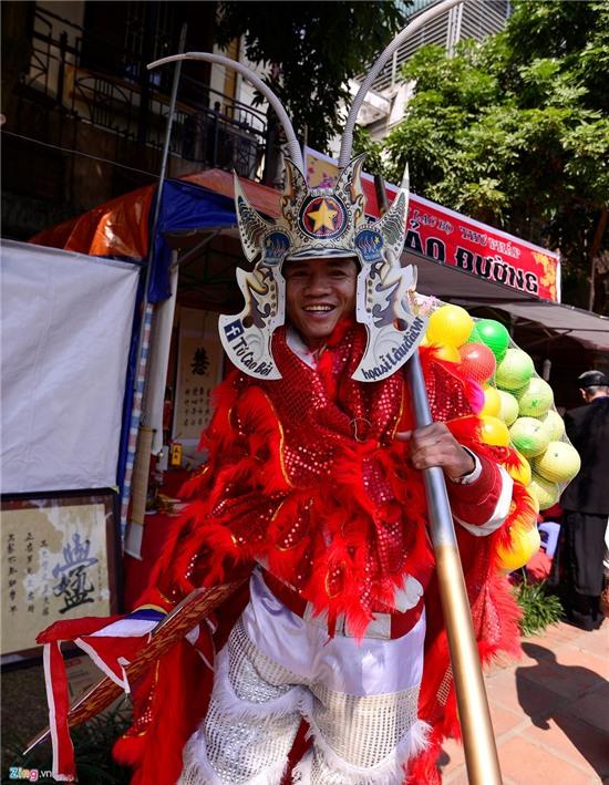 Nhộn nhịp xin chữ đầu năm mới