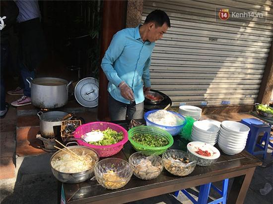 Tết này Người Hà Nội tha hồ ăn hàng ở phố cổ mà không hề bị chặt chém - Ảnh 7.