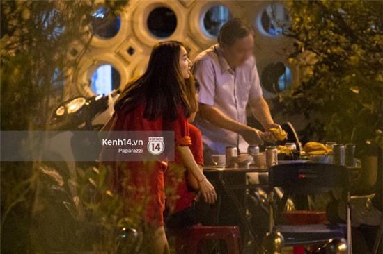 Trường Giang - Nhã Phương diện đồ đôi, ôm hôn nhau xóa tan tin đồn rạn nứt - Ảnh 15.