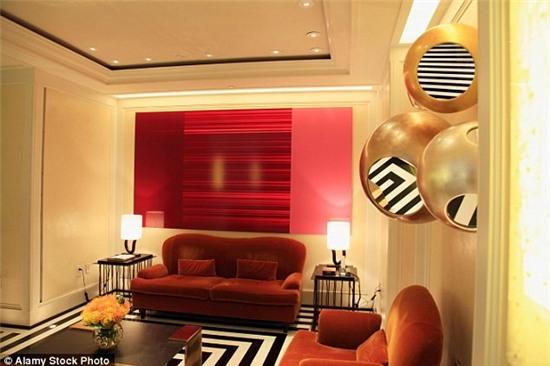 Phong cách đón Valentine khác lạ trên thế giới