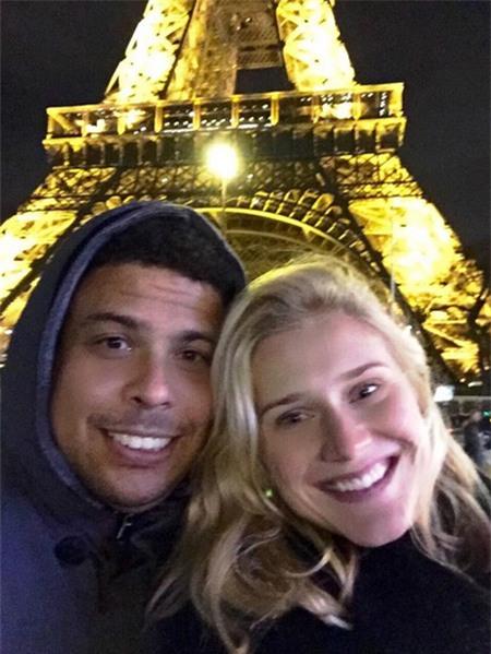 le-tinh-nhan-lang-man-cua-cac-sao-11