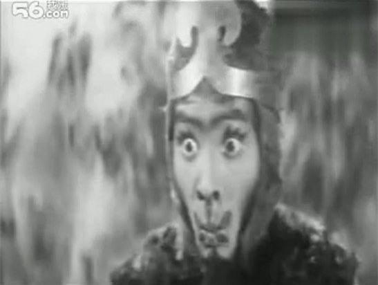  Năm 1966 trong bộ phim Tôn Ngộ Không tam hí Bách Hoa Tiên, nghệ sĩ Nguyễn Triệu Huy tiếp tục vào vai Tôn Ngộ Không. 