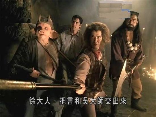 Hollywood cũng sản xuất bộ phim The Lost Empire (2001) liên quan đến đề tài Tây Du Ký. Vai diễn Tôn Ngộ Không do tài tử Russell Girard Wong đóng.
