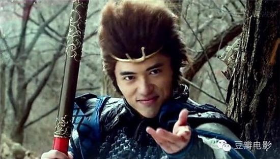  Nam diễn viên Trương Phó Hàm tạo nên nhân vật Tôn Ngộ Không khá điển trai trong phim Tây Du của tôi (2014). 