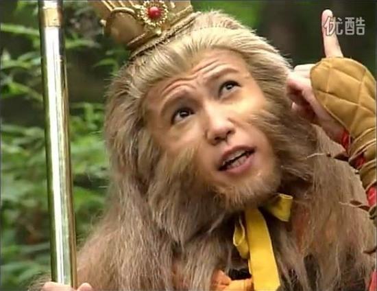 Nam diễn viên Ông Thanh Hải vào vai Tôn Ngộ Không trong phim Đông Du Ký (1998).