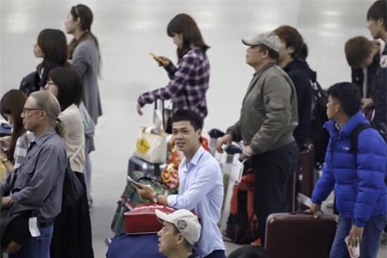 cong-phuong-banh-bao-voi-mai-toc-moi