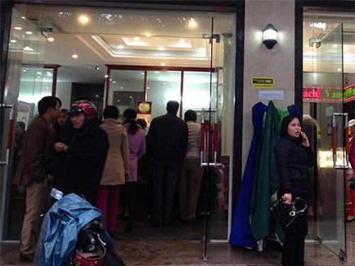 coi chung mua vang thieu tuoi trong ngay via than tai - 1