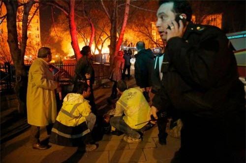 bom no rung chuyen tho nhi ky, 28 quan nhan thiet mang hinh anh 7