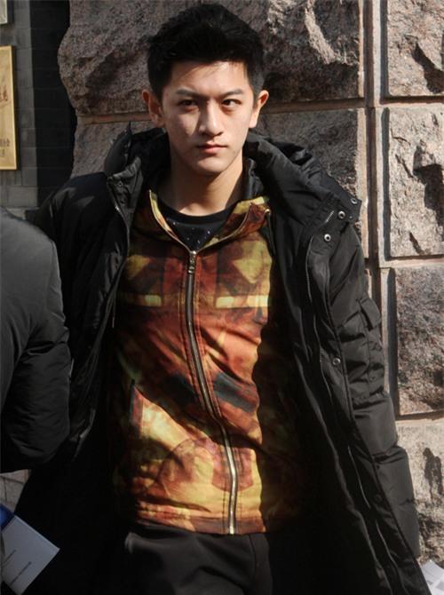 Lò đào tạo minh tinh hàng đầu Trung Quốc ngập tràn trai xinh, gái đẹp ngày tuyển sinh - Ảnh 9.