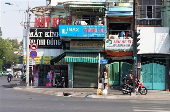 Nổ súng ở quán nhậu vỉa hè Sài Gòn