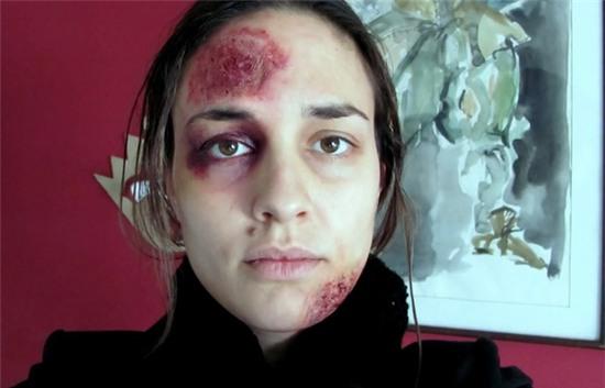 bạo lực gia đình