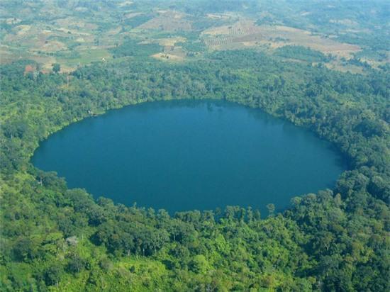 Toilet 40.000USD phục vụ Công chúa Thái Lan dùng trong một đêm ở Campuchia - Ảnh 1.