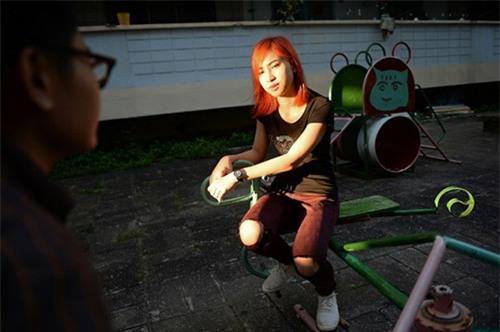 xam nhap cho tiem hormone chuyen gioi ngam o thai - 4