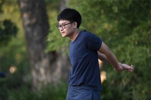 xam nhap cho tiem hormone chuyen gioi ngam o thai - 2