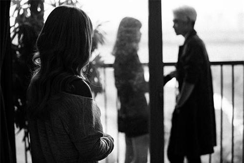 Vợ chồng không chung thủy