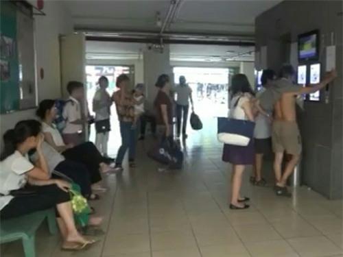 tp.hcm: su co thang may lien tiep o cao oc tai dinh cu - 1