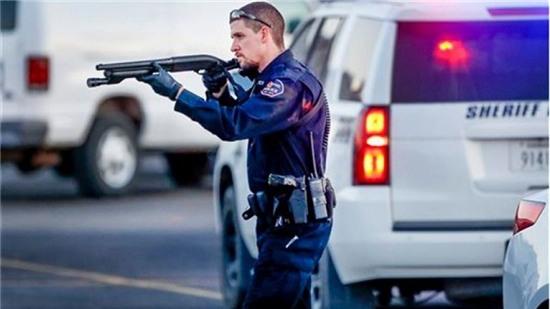 my: xa sung hang loat, it nhat 24 nguoi thuong vong hinh anh 1