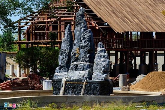 Nhà thờ Tổ của Hoài Linh đã dừng thi công