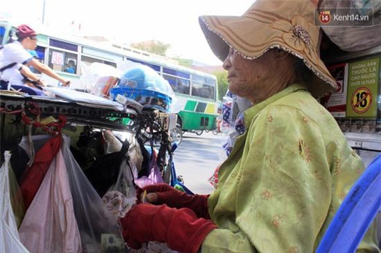 Người Sài Gòn chung tay giúp cụ bà 82 tuổi thực hiện giấc mơ một lần trở về Huế - Ảnh 9.