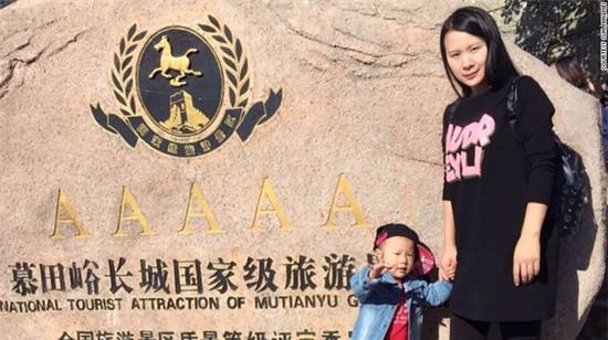 Chuyện chưa kể về những đứa trẻ không được nhìn thấy ánh mặt trời tại Trung Quốc - Ảnh 1.