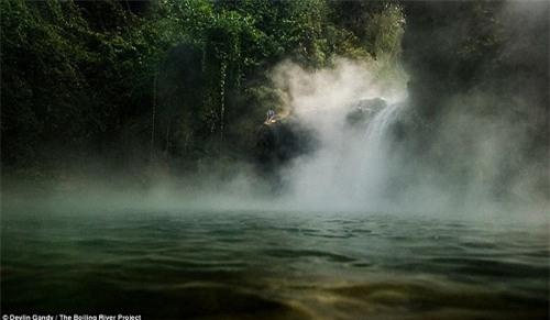 video: chiem nguong dong song 