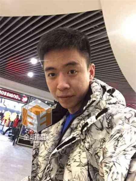 Phong Hành tiết lộ thân phận bạn trai tin đồ của Trương Thiên Ái - Ảnh 3.