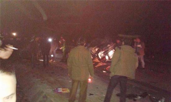 Hà Giang: 2 ô tô con đấu đầu, 7 người thương vong - Ảnh 2.