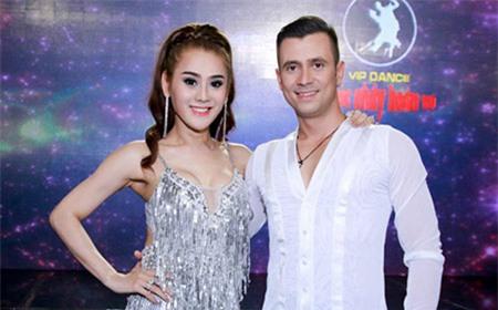 Lâm Chi Khanh, Khanh Chi Lâm