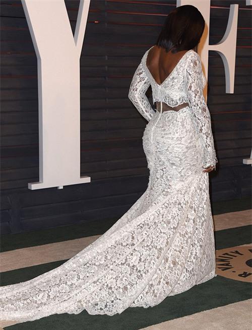 serene-tao-bao-khoe-nguc-khung-3