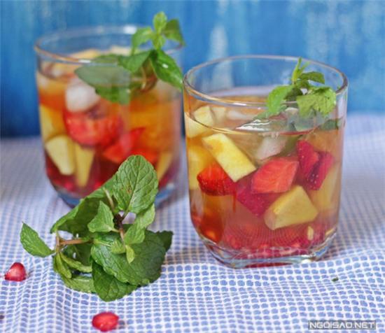 tra-trai-cay-cho-ngay-nang-len